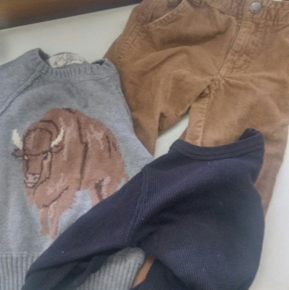 3 pieces 2t - Picture 1 of 4